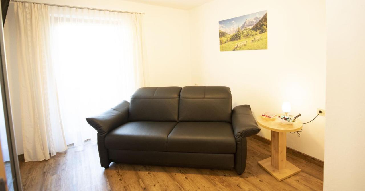Alpchalet Tirol بيروانغ المظهر الخارجي الصورة