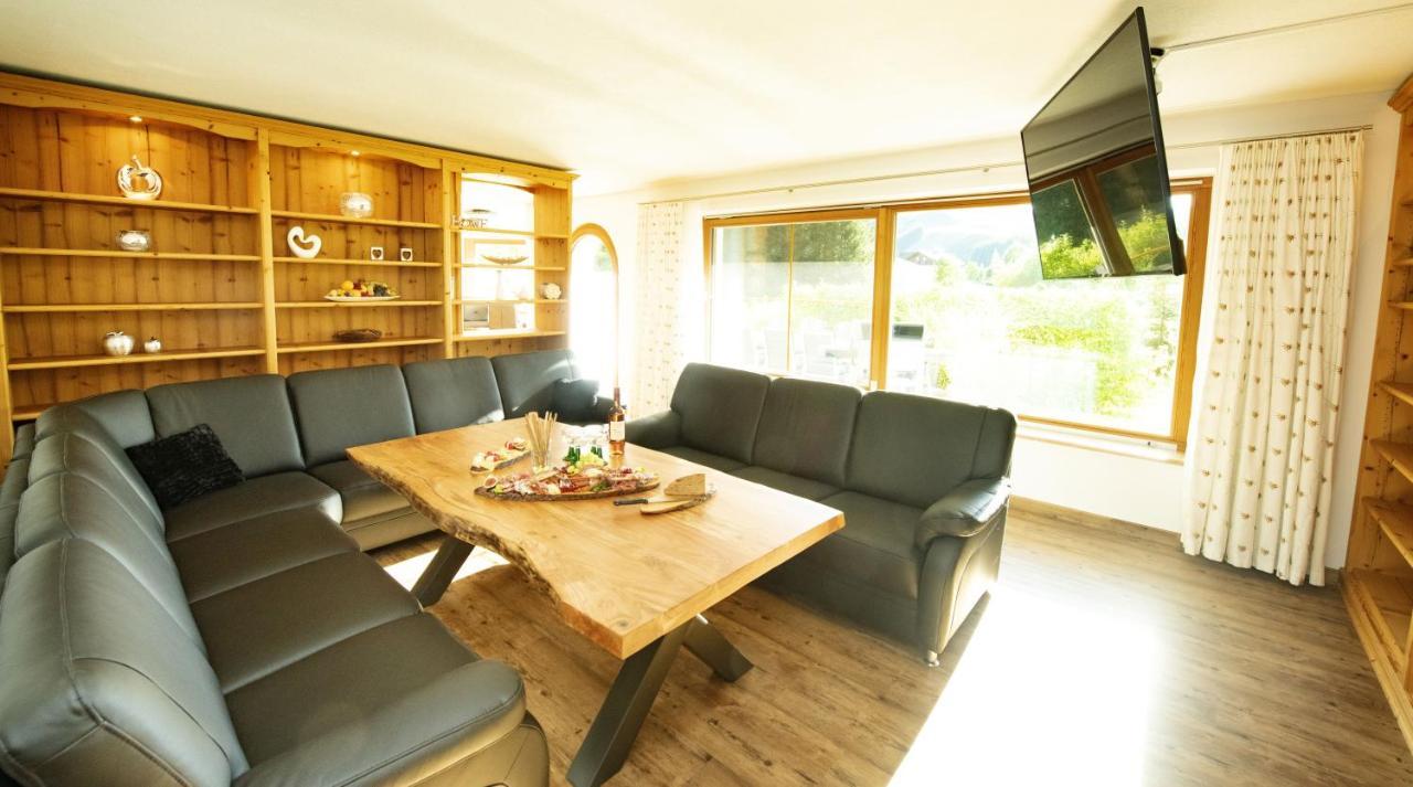Alpchalet Tirol بيروانغ المظهر الخارجي الصورة